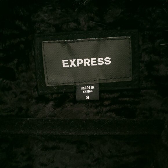 Express Black Leather and Faux Fur Sleeveless Collar Stylish Vest Size Small - Picture 2 of 16